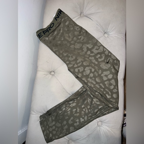 olive green nike pro leggings - Picture 1 of 5